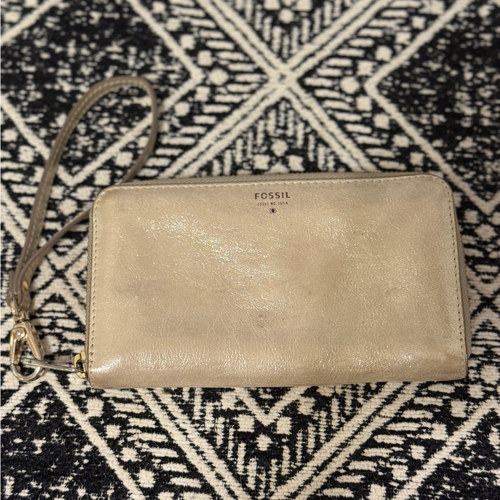 Fossil gold metallic leather wristlet